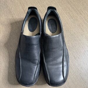 Vintage Born handcrafted footwear slip on men’s shoes.